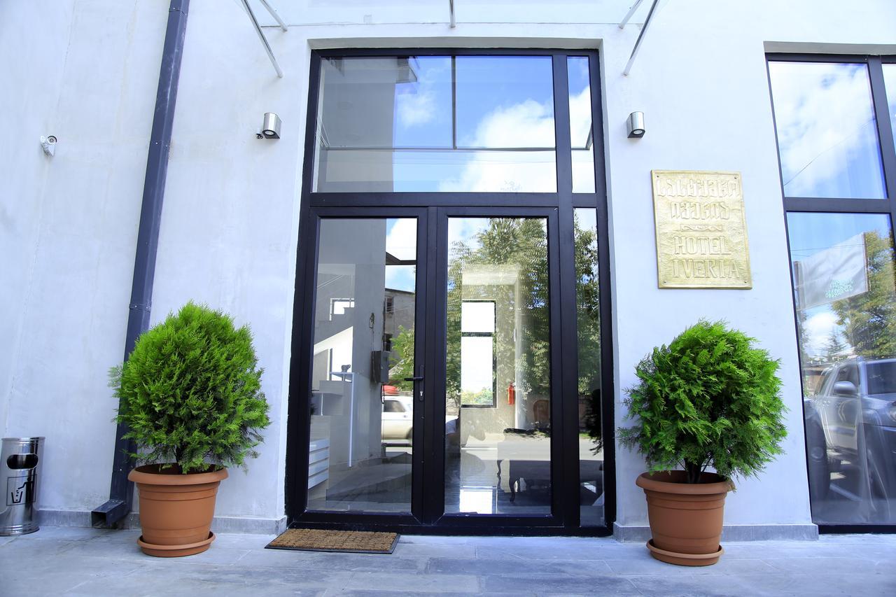 Iveria Hotel Khashuri エクステリア 写真